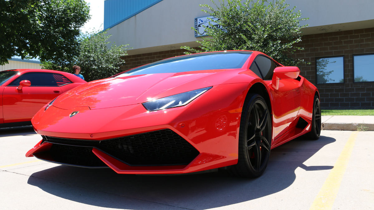 lamborghini huracan red